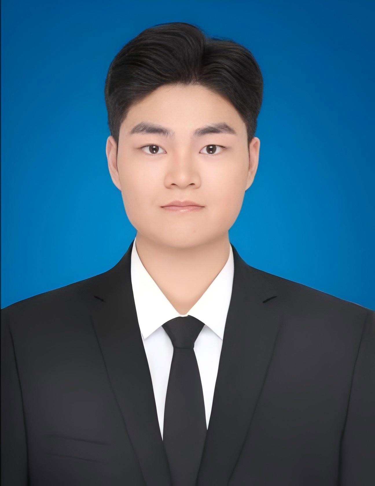 居中图片0